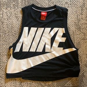 Nike Crop tank